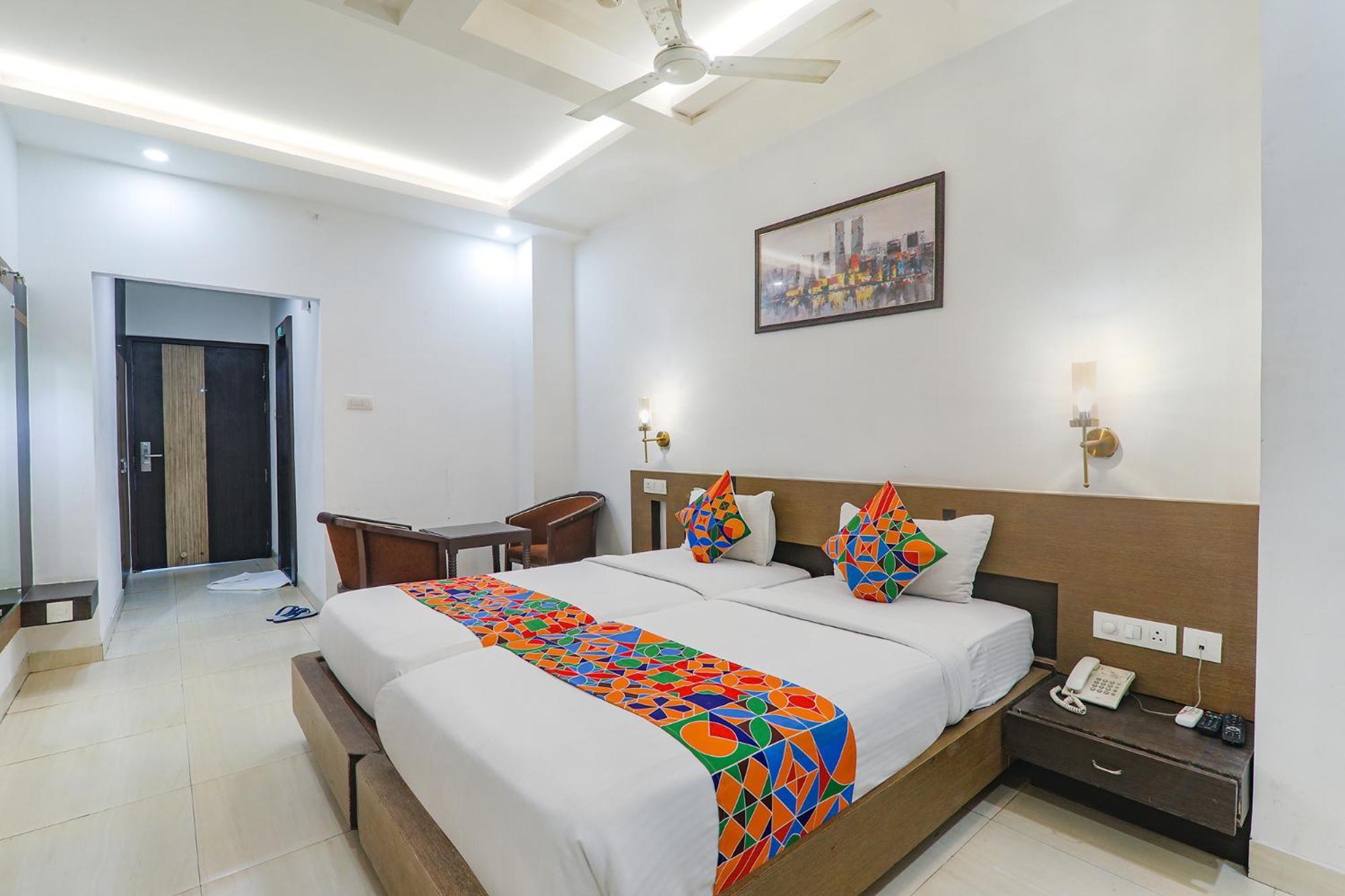 Fabhotel Prime The Continental Lucknow Exterior photo
